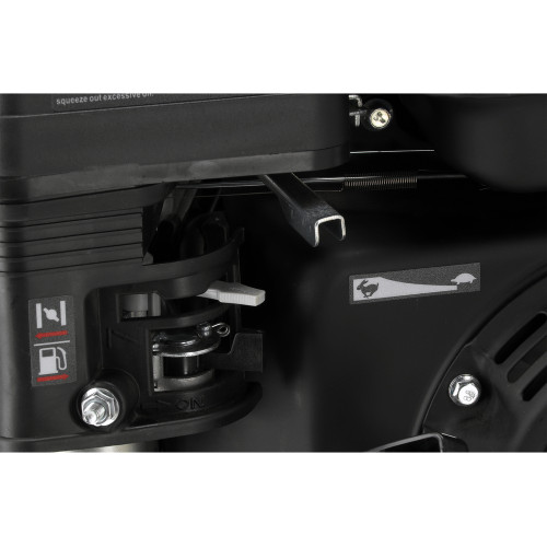 Измельчитель веток бензиновый YATO 4,1 кВт, двигатель 196 см3, для веток до Ø 50 мм, бак 3,6 л, контейнер 64 л YT-86150