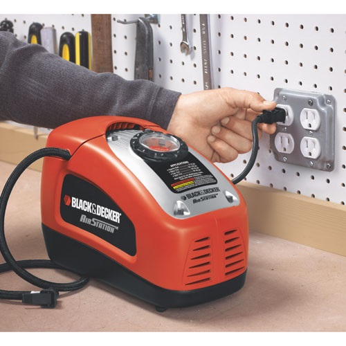 Автомобильный компрессор 220В/12В Black&Decker ASI300-QS