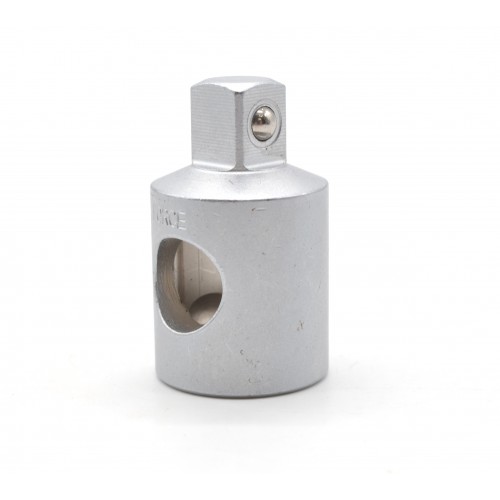 Перехідник з 1/2" на 3/8" з отвором FORCE 80643 F