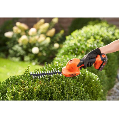 Кусторез-ножницы аккумуляторные 20 см; диаметр веток 18 мм; BLACK+DECKER BCSS18D1