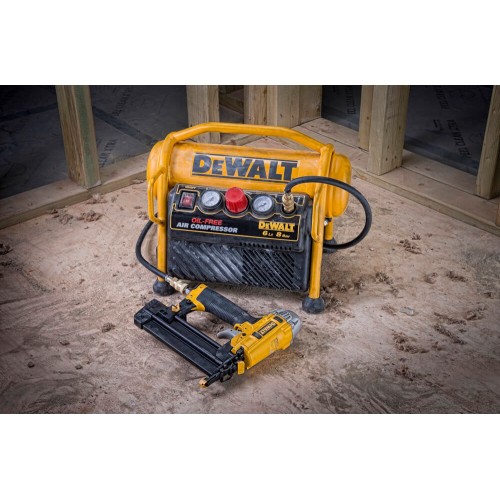 Компрессор воздушный безмасляный ресивер 6 л; 170 л/мин; 230 В; DeWALT DPC6MRC