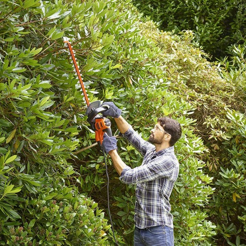 Кусторез электрический 60 см; диаметр веток 25 мм, BLACK+DECKER BEHTS501