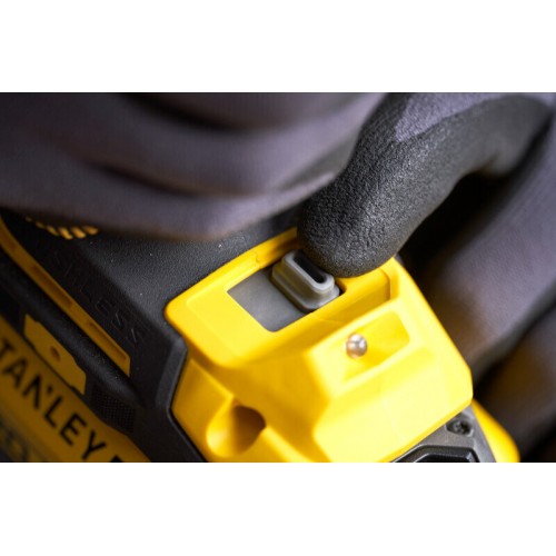 Гайковерт ударний акумуляторний 950 Нм; STANLEY FATMAX SFMCF940B