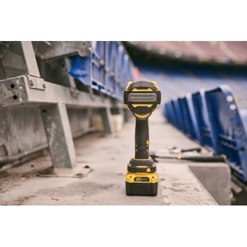 Гайковерт ударний акумуляторний 950 Нм; STANLEY FATMAX SFMCF940B