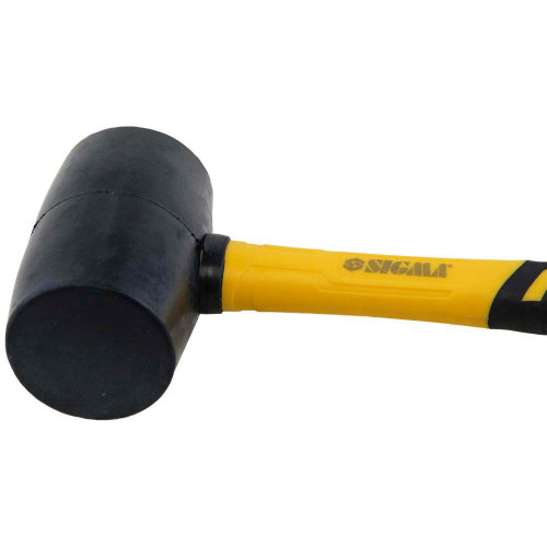 Киянка резиновая черная 450 г фиберглассовая рукоятка SIGMA (4317361)