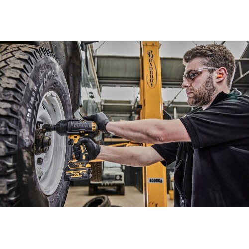 Гайковерт ударный аккумуляторный бесщёточный 1898 Нм; DeWALT DCF900P2G
