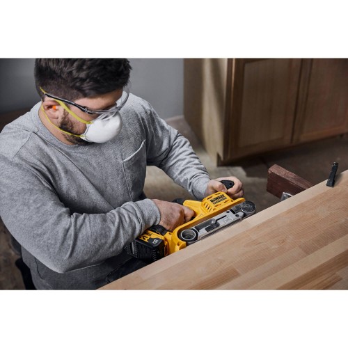 Шлифмашина ленточная аккумуляторная бесщёточная DeWALT DCW220P2