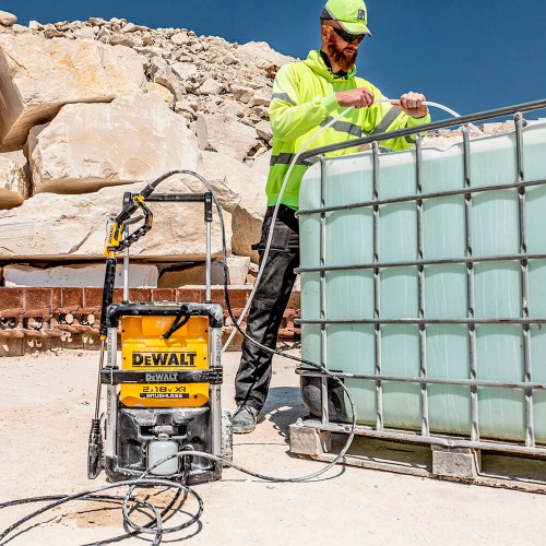 Мойка высокого давления аккумуляторная бесщеточная 165 бар; DeWALT DCMPW1600N