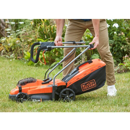 Газонокосилка аккумуляторная 32 см 3 800 об/мин BLACK+DECKER BCMW33184L2