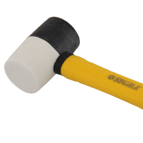 Киянка резиновая черно-белая 225 г фиберглассовая рукоятка SIGMA (4317221)