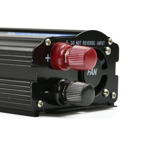 Инвертор – преобразователь напряжения 12V/230V (500/1000W) GEKO G17004